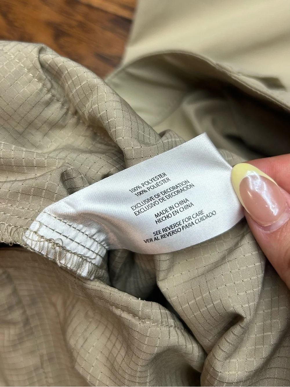Banana Republic men's flat front khaki performance tech chino pants